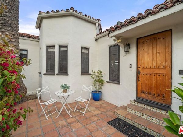 2214 Parnell Avenue, Los Angeles, CA 90064