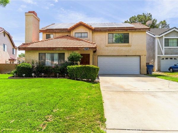 42918 Pearlwood Drive, Lancaster, CA 93536