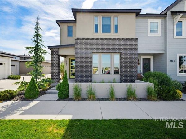 3180 S Barnside Way, Boise, ID 83716