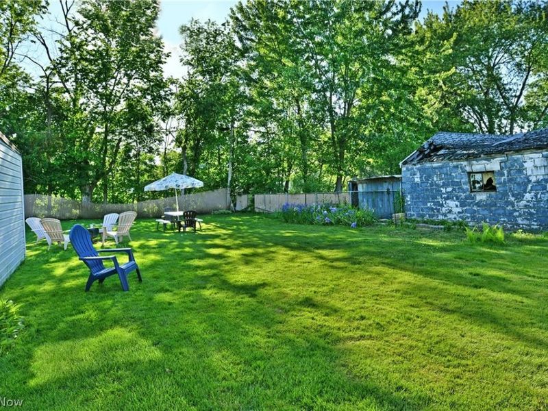 394 Meadowbrook Avenue SE, Warren, OH 44483 Photo 11