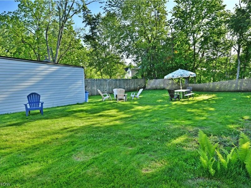 394 Meadowbrook Avenue SE, Warren, OH 44483 Photo 12