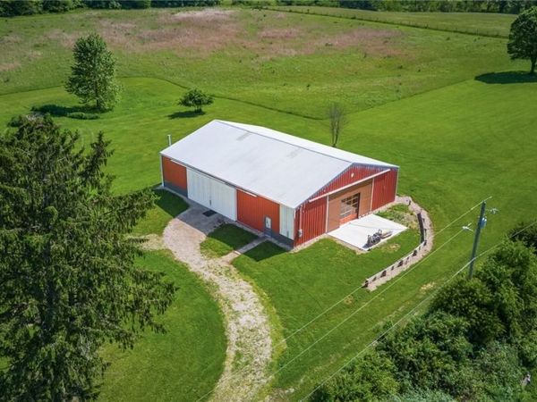 4920 Dresden Road , Zanesville, OH 43701
