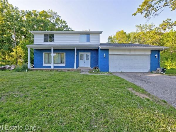 4161 Seymour Lake Road, Brandon Twp, MI 48371