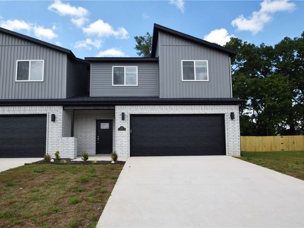 672 Sun Meadows Loop , Centerton, AR 72719