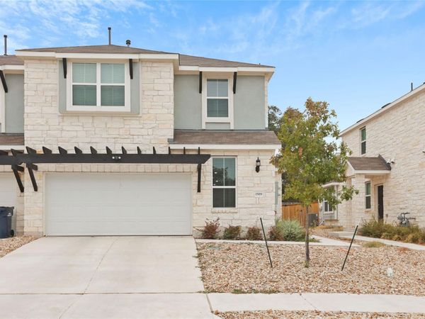 1519 Fenton Hill DR, Leander, TX 78641