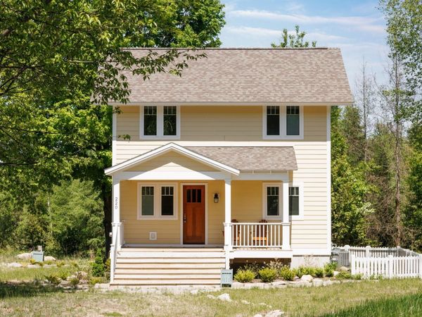 220 Harbor Highway W, Maple City, MI 49664