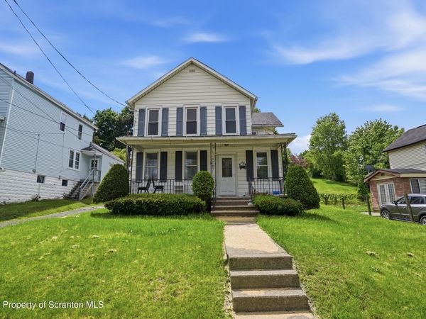 154 Pike Street , Carbondale, PA 18407