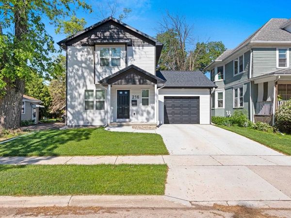216 4TH STREET, Neenah, WI 54956