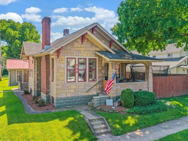 708 W Wheeling Street , Lancaster, OH 43130