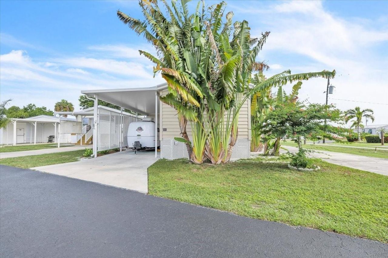 8320 Riverside Drive, Unit 101, Punta Gorda, FL 33982 Photo