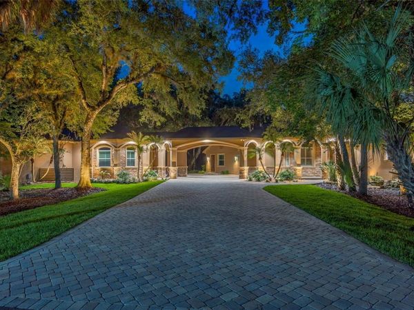 7519 YARDLEY WAY , TAMPA, FL 33647