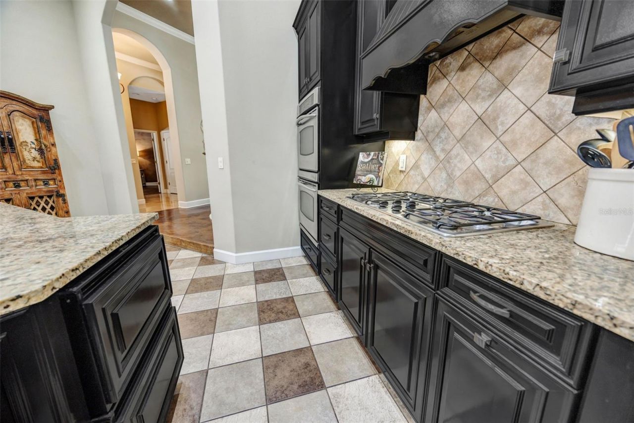 7519 Yardley Way, Tampa, FL 33647 Photo