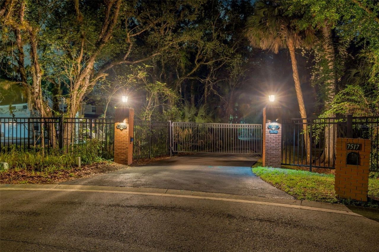 7519 Yardley Way, Tampa, FL 33647 Photo