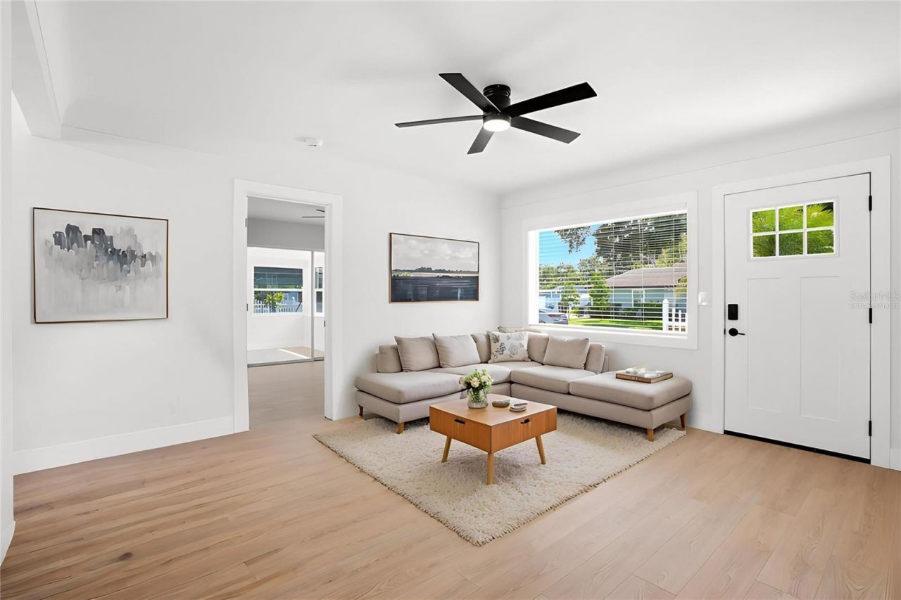 695 41st Street N, Saint Petersburg, FL 33713 Photo