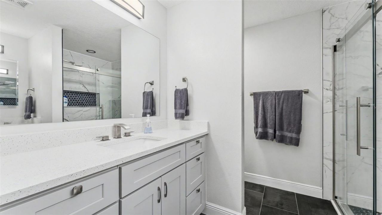 2121 Geneva Drive, Lakeland, FL 33805 Photo