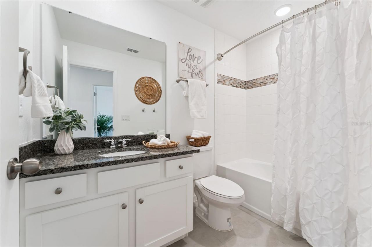 1070 Spring Palms Loop , Orlando, FL 32828 Photo