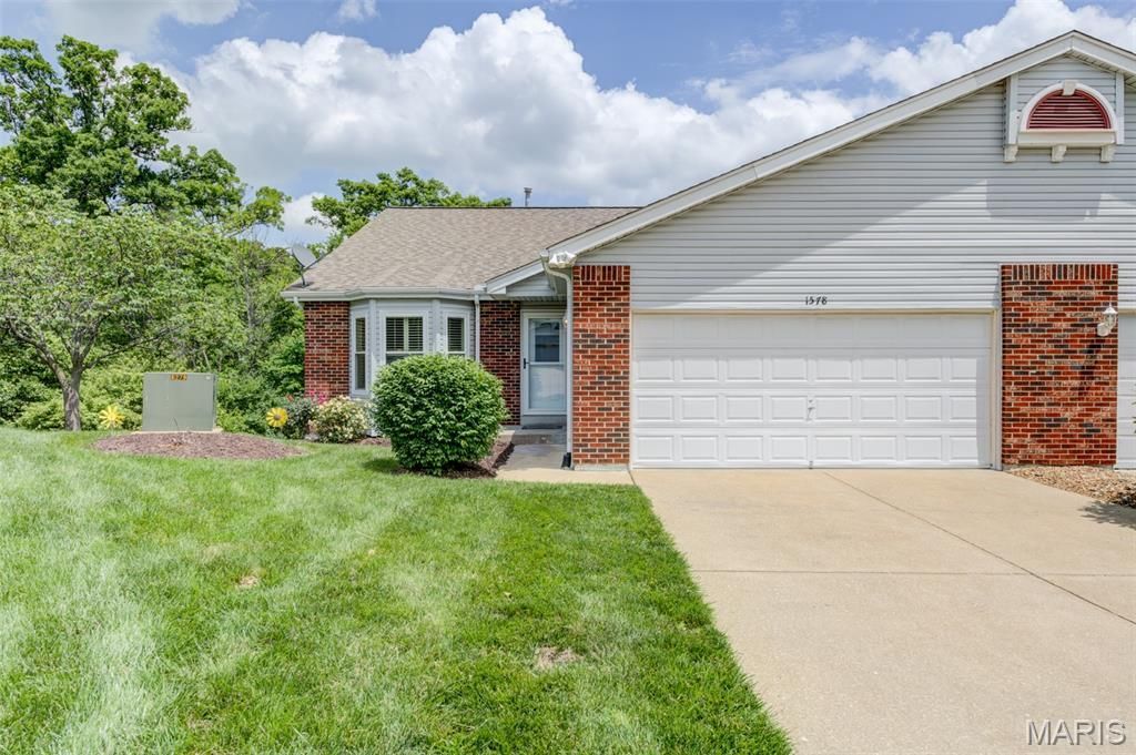 1578 Lienemann Drive , Saint Charles, MO 63303 Main Photo