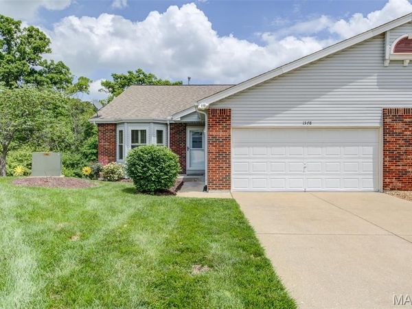 1578 Lienemann Drive , St Charles, MO 63303