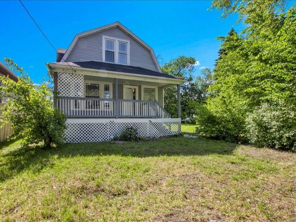 7829 S Escanaba Avenue , Chicago, IL 60649