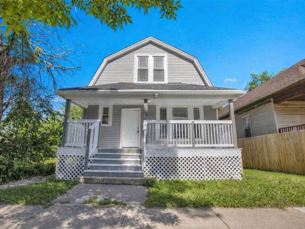 7829 S Escanaba Avenue , Chicago, IL 60649