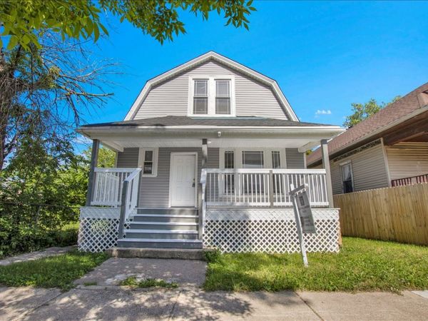 7829 S Escanaba Avenue , Chicago, IL 60649