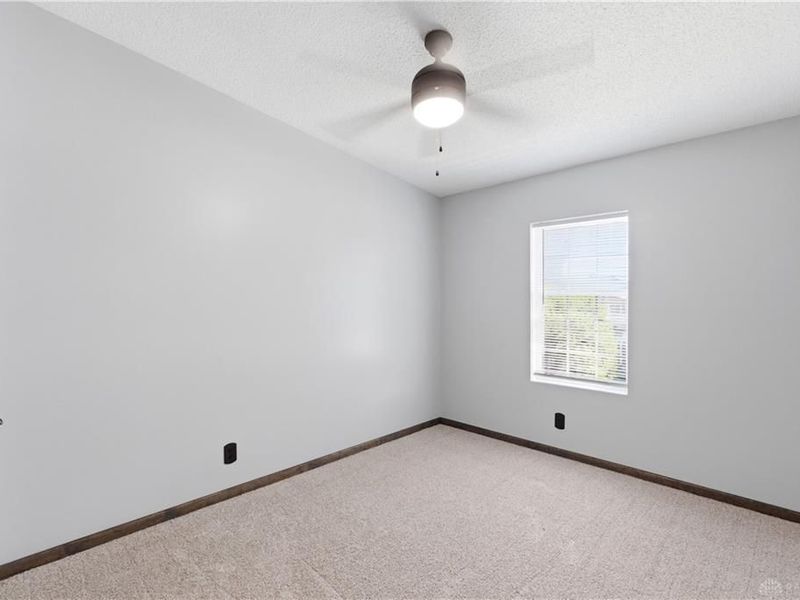 306 Village Court, Fairborn, OH 45324 Photo 12