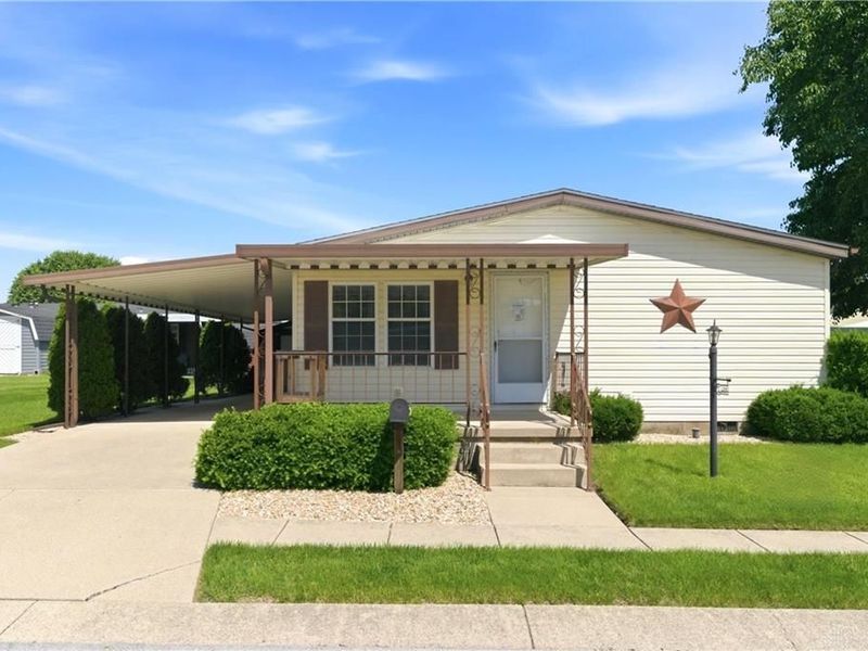 306 Village Court, Fairborn, OH 45324 Photo 2