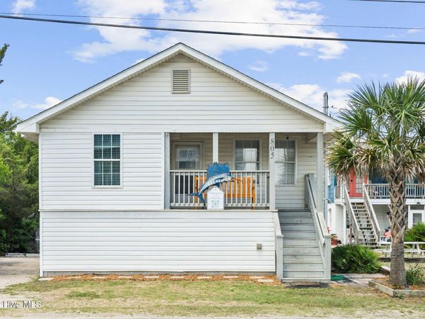 805 Carolina Beach Avenue N, Carolina Beach, NC 28428