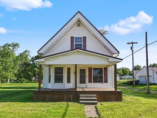 216 W Laurel Street, Willard, OH 44890