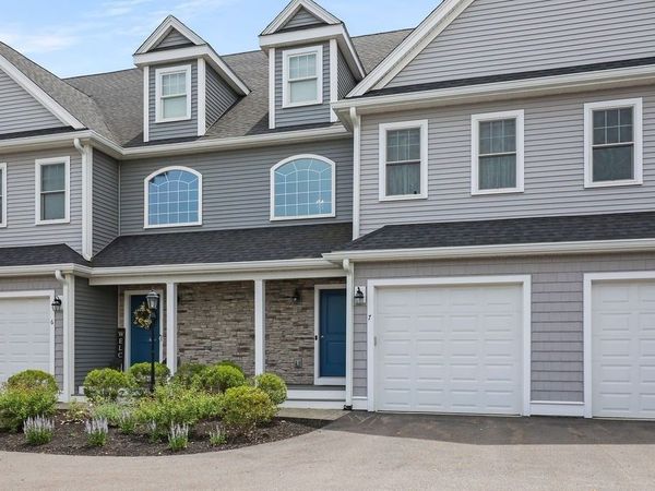 90 Lebaron Boulevard, Unit 7, Lakeville, MA 02347