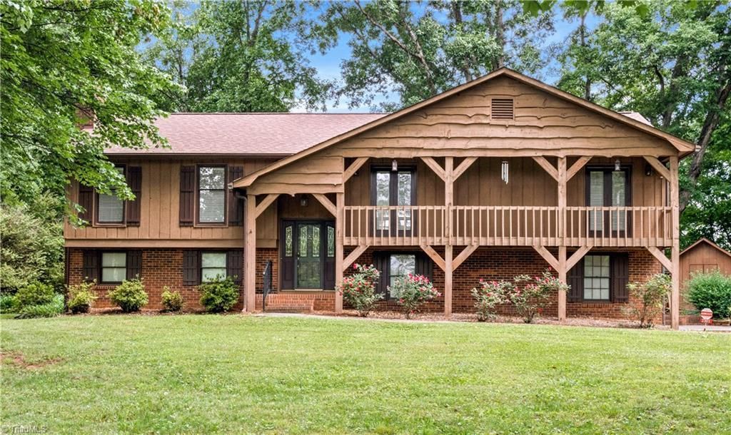 2301 Trammel Terrace, Winston-Salem, NC 27106 Main Photo