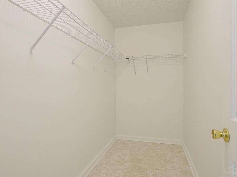 4341 Regency Ridge Court, Unit 303, Green Township, OH 45248 Photo 17