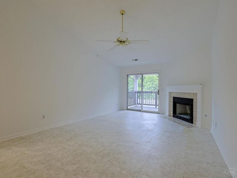 4341 Regency Ridge Court, Unit 303, Green Township, OH 45248 Photo 5