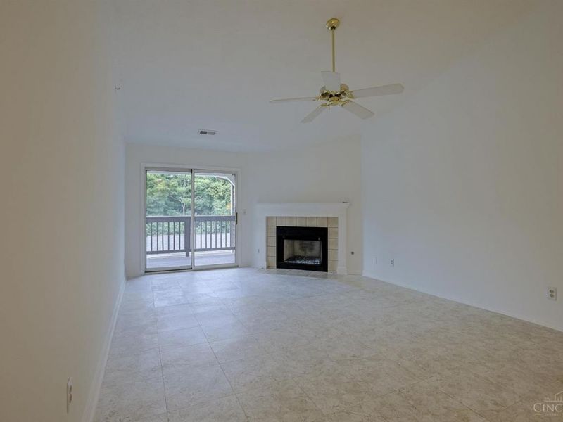4341 Regency Ridge Court, Unit 303, Green Township, OH 45248 Photo 6