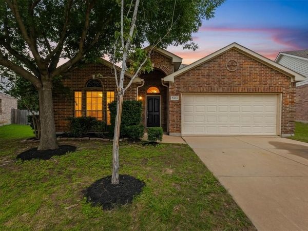 7313 Chapel Mesa Court, Dallas, TX 75249