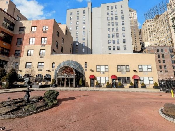 111 Mulberry St, Newark, NJ 07102