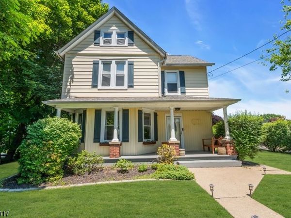 224 Alpha St, Alpha, NJ 08865