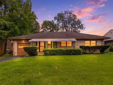 2192 Harrodsburg Road, Lexington, KY 40503