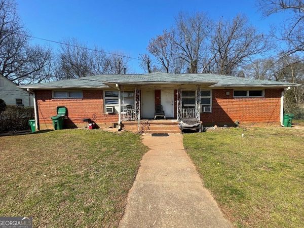 2095 Whites Mill Road, Decatur, GA 30032