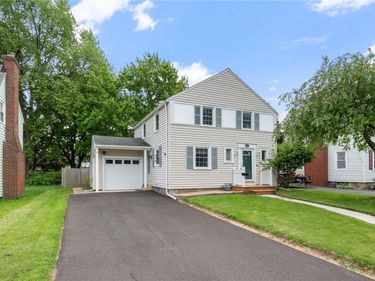 175 Montclair Drive , Rochester, NY 14617