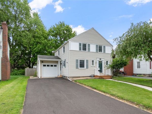 175 Montclair Drive , Rochester, NY 14617