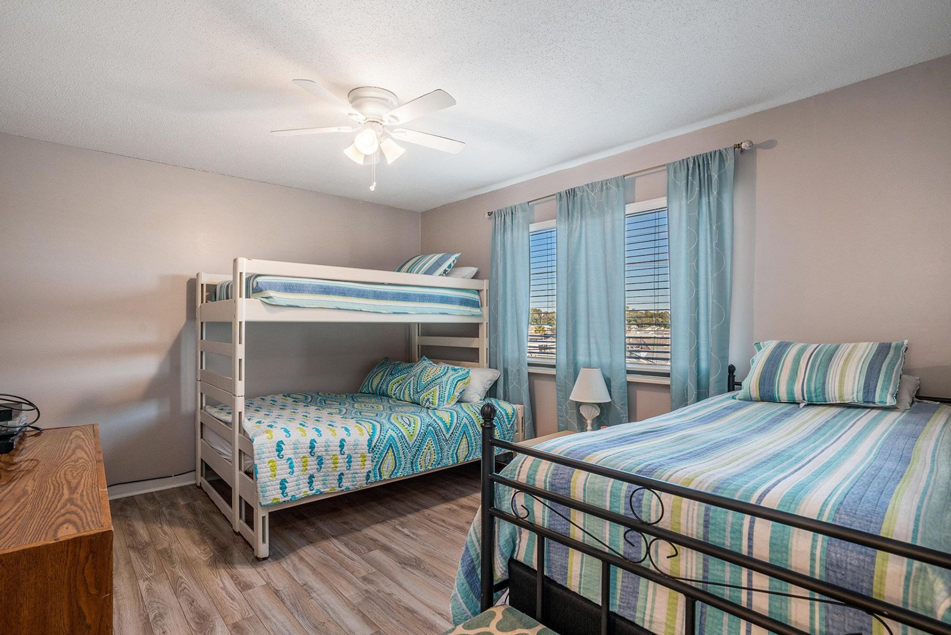 9661 Shore Dr.  Photo 11