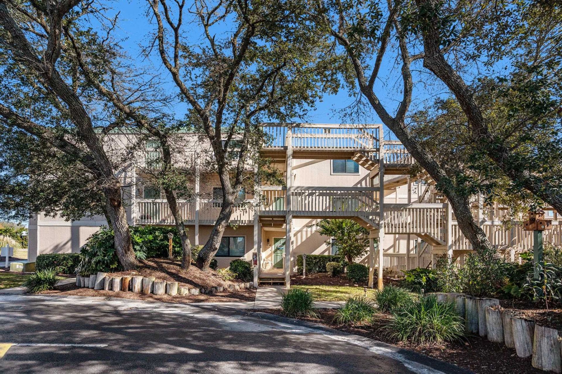9661 Shore Dr.  Photo 26