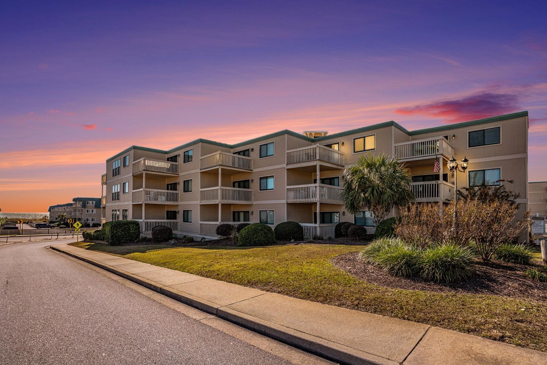 9661 Shore Dr.  Photo 4