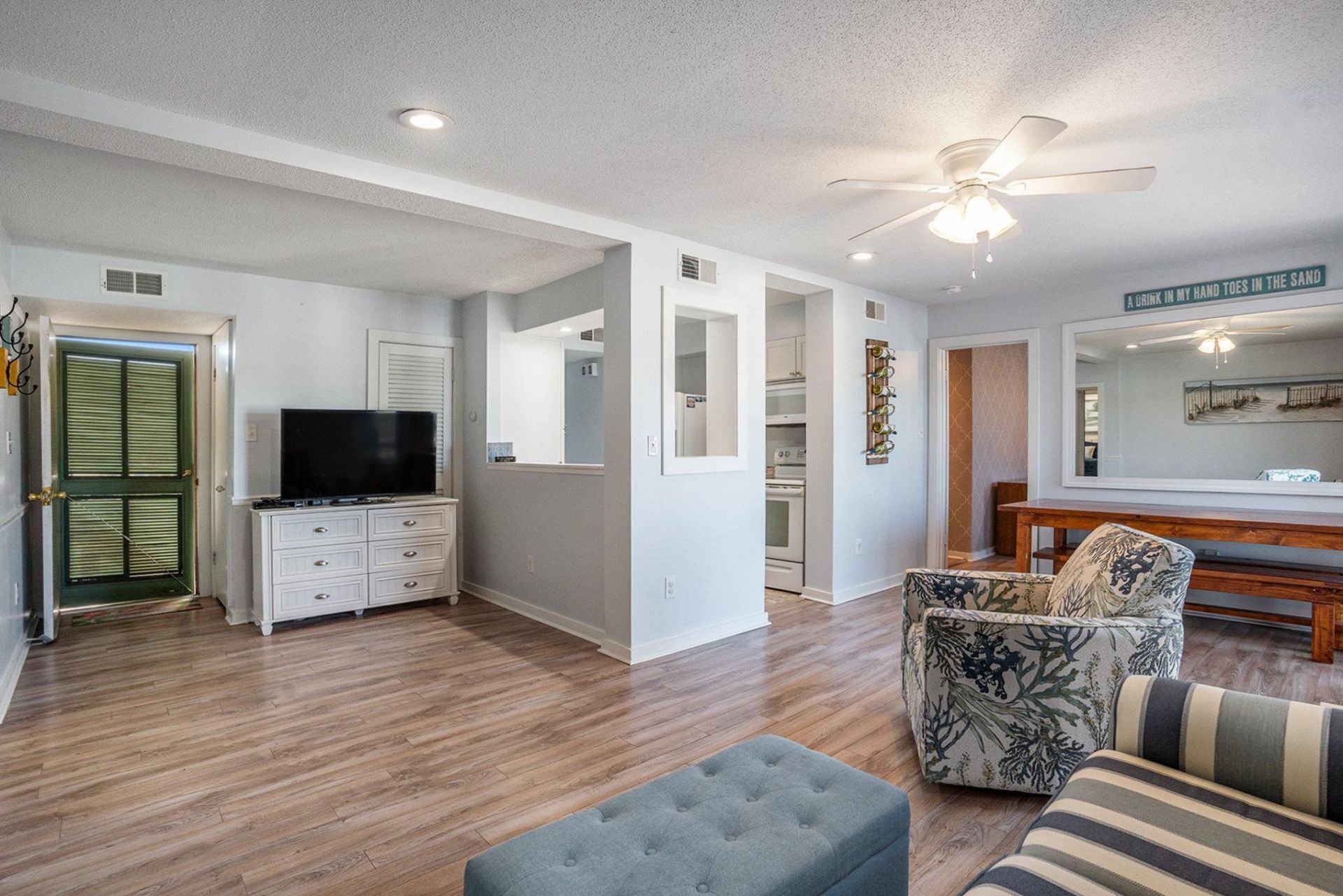 9661 Shore Dr.  Photo 8