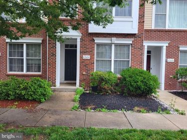 42604 PINE FOREST DRIVE , CHANTILLY, VA 20152