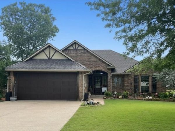 923 County Street 2935 Street, Tuttle, OK 73089