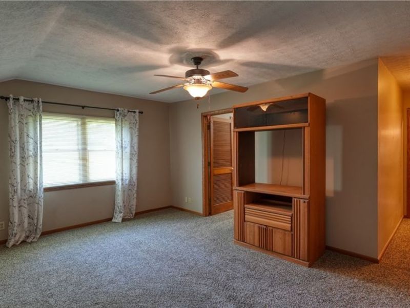 3955 Frazeysburg Road, Zanesville, OH 43701 Photo 13