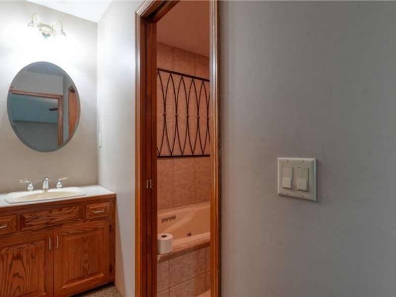 3955 Frazeysburg Road, Zanesville, OH 43701 Photo 15
