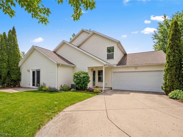 5201 Cline Road , Unit A, Brimfield, OH 44240